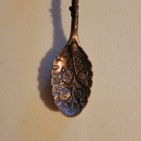 Spoon with Clear Crystal NWOT - Picture 3 of 4